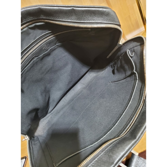 LOUIS Vuitton Igor Briefcase Tiaga Leather Bag - Picture 12 of 13